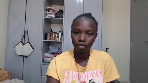 Snapshot of camclit chatting on 01.03.25 Princess online show from 01.03.25