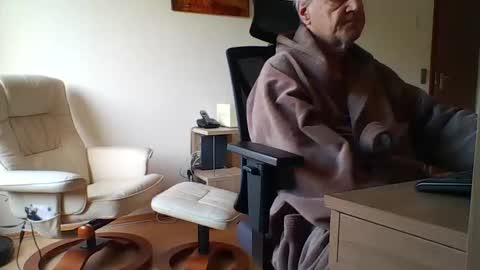 camcologne online show from 11.04.25