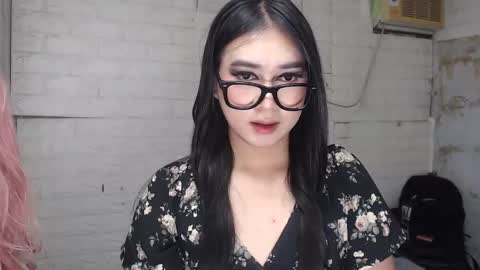 camela_star online show from 10.02.25