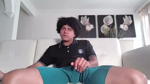 Snapshot of camfaber chatting on 10.11.25 Stiven online show from 10.11.25