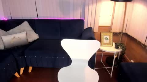 Camila cruz online show from 01.07.25