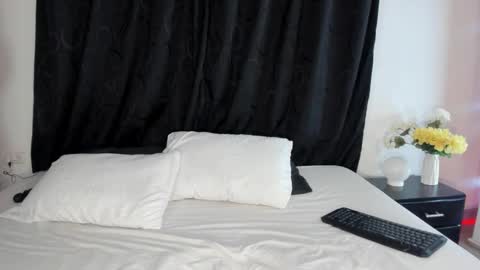 Camila cruz online show from 03.24.26