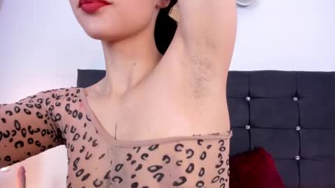 Snapshot of cami_vargas chatting on 04.29.26 Camila online show from 04.29.26
