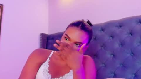 camiestrada online show from 09.23.25