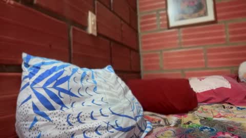 camii19y online show from 12.02.25