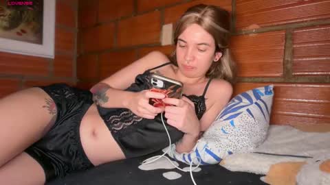 camii19y online show from 02.10.26