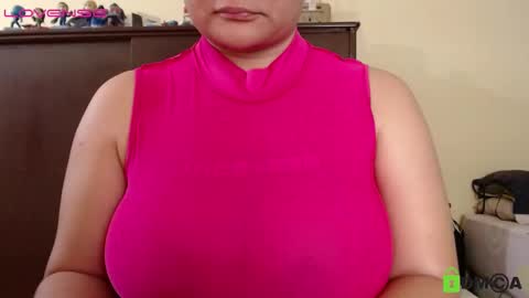 Snapshot of camiilahotxxx chatting on 12.06.24 Camila online show from 12.06.24