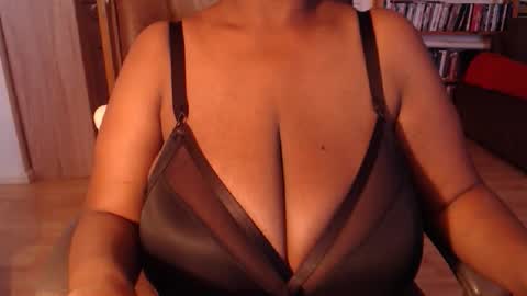 camil online show from 10.04.25