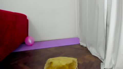 Cami online show from 12.10.24