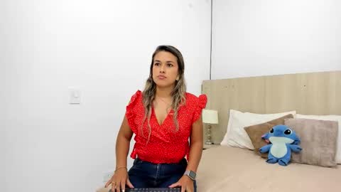 Snapshot of camila_borbon chatting on 10.30.25 camila Borbon online show from 10.30.25