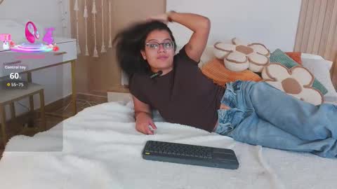 camila_bustamante_ online show from 03.04.26