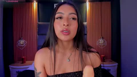 Camila online show from 10.04.25