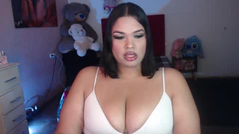 Snapshot of camila_fuenmayor chatting on 04.23.26 online show from 04.23.26