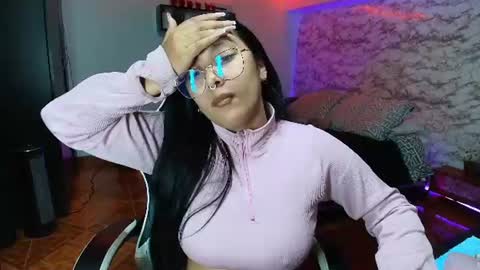 Snapshot of camila_iroose chatting on 08.05.26 Camila Roose online show from 08.05.26