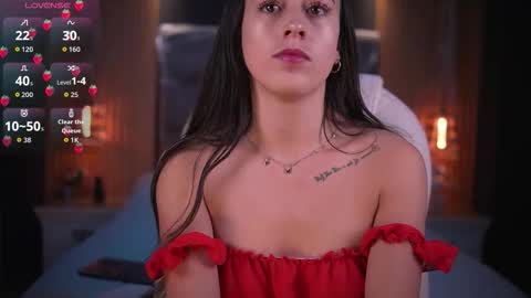 Snapshot of camila_martinez9 chatting on 10.15.25 camila_martinez9 online show from 10.15.25