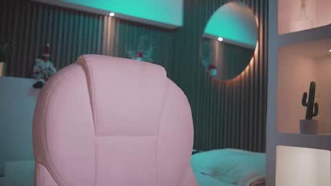 Snapshot of camila_martinez9 chatting on 01.19.26 camila_martinez9 online show from 01.19.26