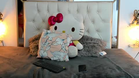 Snapshot of camila_sex_latina chatting on 12.27.24 camila_sex_latina online show from 12.27.24