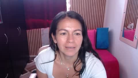 Camila Vargas online show from 04.15.26