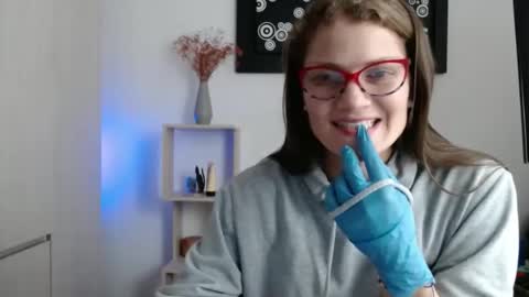 Snapshot of camila_ventura chatting on 10.02.25 Camila ventura online show from 10.02.25