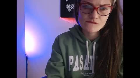 Snapshot of camila_ventura chatting on 11.01.25 Camila ventura online show from 11.01.25