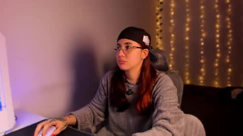 Snapshot of camilaalee chatting on 10.28.25 CAMILAA LEE online show from 10.28.25