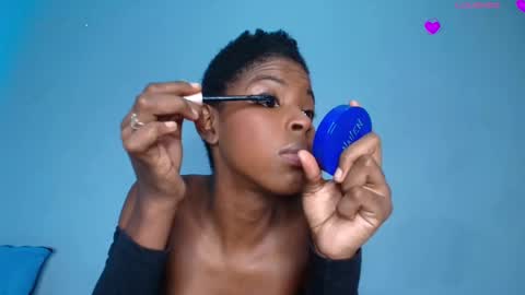 C A M I L A  online show from 11.11.25