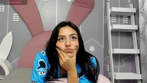 Snapshot of camilahunter__ chatting on 02.20.25 Camila online show from 02.20.25