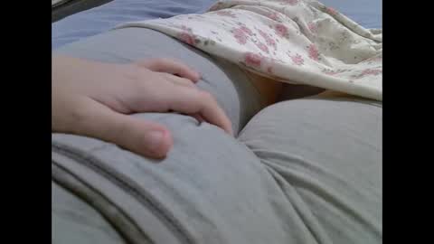 flash 50 tokens BIG CLIT  tits pussy. masturbation big clit 150 tokens fingers inside pussy 1000 tk  pump big clit 300 tk online show from 03.12.25