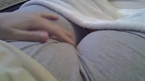 flash 50 tokens BIG CLIT  tits pussy. masturbation big clit 150 tokens fingers inside pussy 1000 tk  pump big clit 300 tk online show from 02.16.26