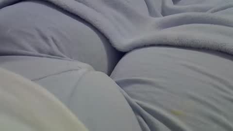 flash 50 tokens BIG CLIT  tits pussy. masturbation big clit 150 tokens fingers inside pussy 1000 tk  pump big clit 300 tk online show from 03.28.26