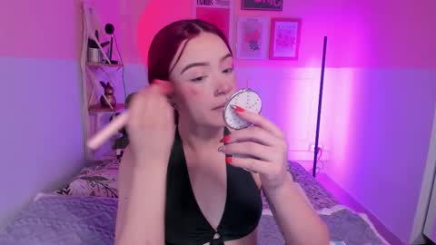 Snapshot of camilarivers chatting on 10.27.25 Camila online show from 10.27.25