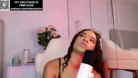 Snapshot of camilitasu chatting on 09.27.25 Brit online show from 09.27.25