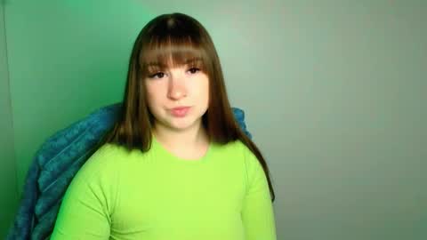 Snapshot of camilla_body chatting on 04.17.26 Camilla online show from 04.17.26