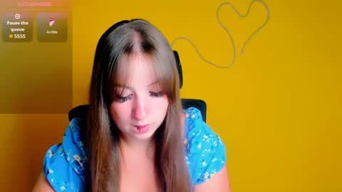 Snapshot of camilla_body chatting on 07.21.26 Camilla online show from 07.21.26