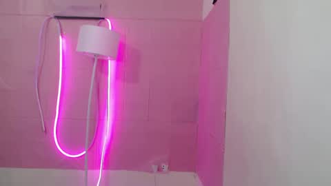 Camilla online show from 02.10.25