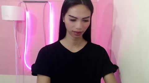 Camilla online show from 03.03.25