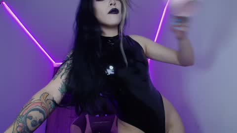 Snapshot of camille_666 chatting on 01.17.25 Camille online show from 01.17.25