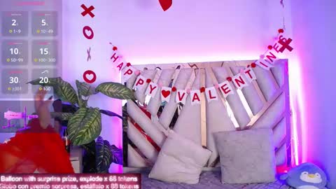 Snapshot of camille_halls chatting on 02.15.25 Camille online show from 02.15.25