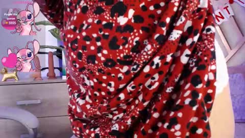 Snapshot of camille_halls chatting on 03.01.25 Camille online show from 03.01.25