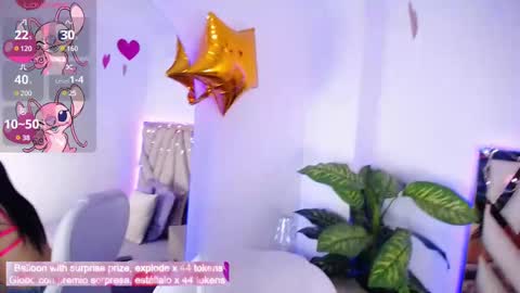 Snapshot of camille_halls chatting on 03.06.25 Camille online show from 03.06.25