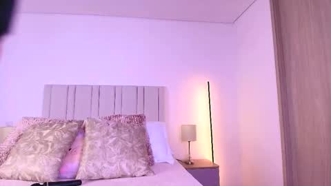 Camille Lynn online show from 04.09.26