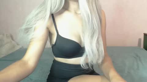 CamilleBunny online show from 09.13.25