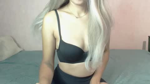 CamilleBunny online show from 09.24.25
