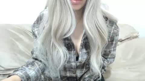 CamilleBunny online show from 12.19.25