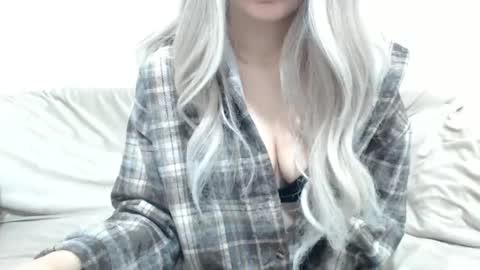 Snapshot of camillebunny chatting on 02.07.26 CamilleBunny online show from 02.07.26