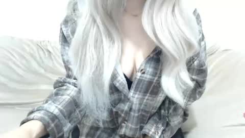 Snapshot of camillebunny chatting on 02.10.26 CamilleBunny online show from 02.10.26