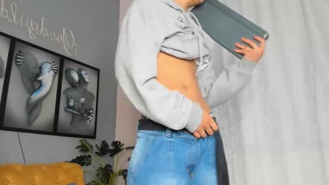 Camillo Virgil online show from 12.21.25