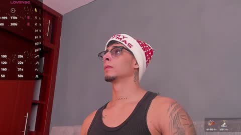   INDEPENDENT MODEL online show from 12.24.24