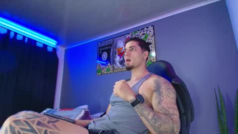 Snapshot of camiloalvarezzz3 chatting on 10.15.25 CAMILO online show from 10.15.25