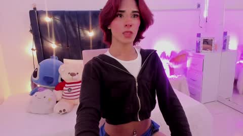 Snapshot of camilodoumit chatting on 02.01.25 CamiloDoumit online show from 02.01.25